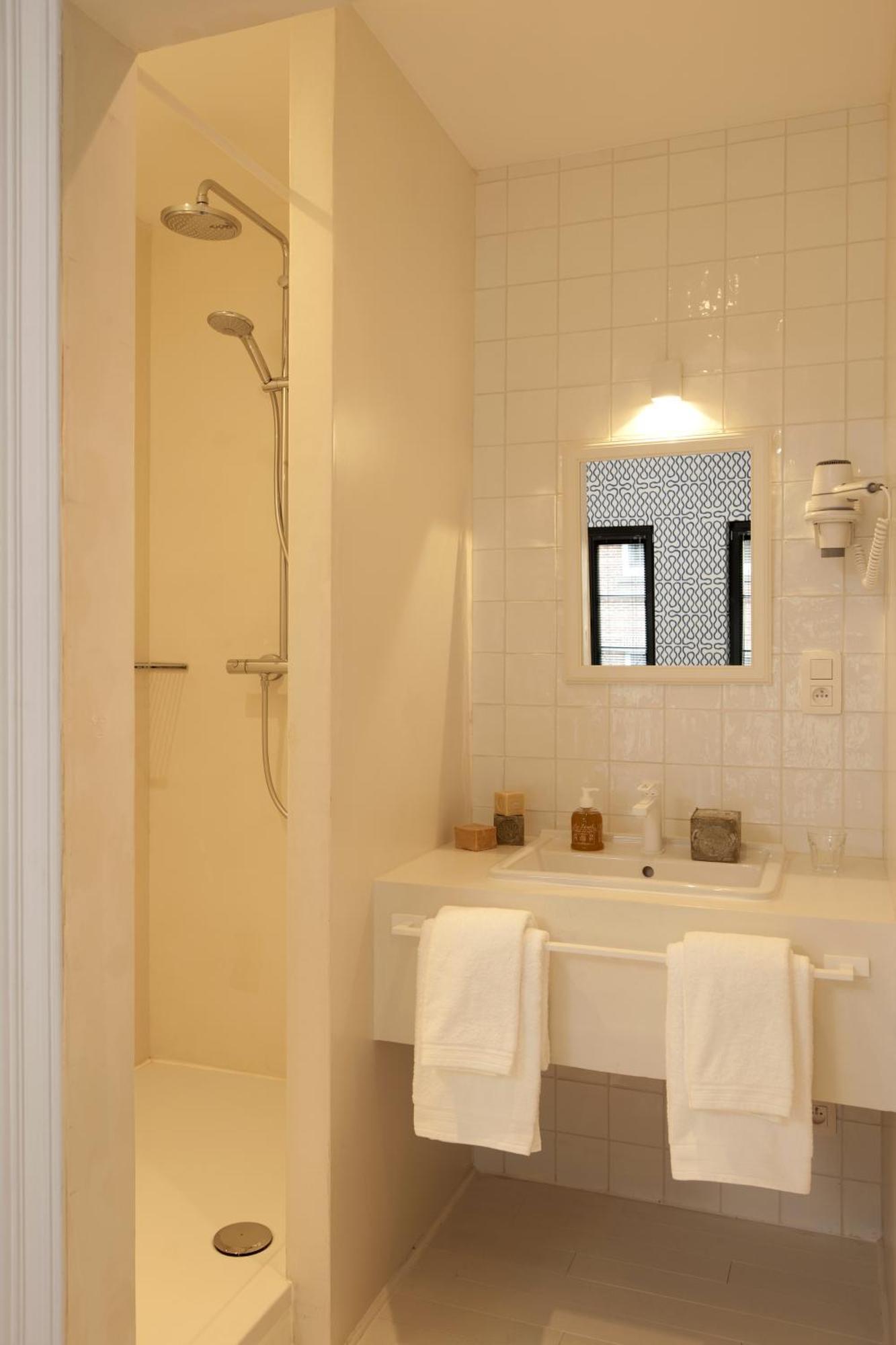 Tweepersoonskamer met Eigen Badkamer